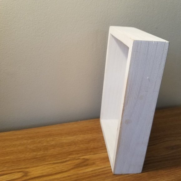 Wooden "C" Initial Decor - Picture 3 of 5